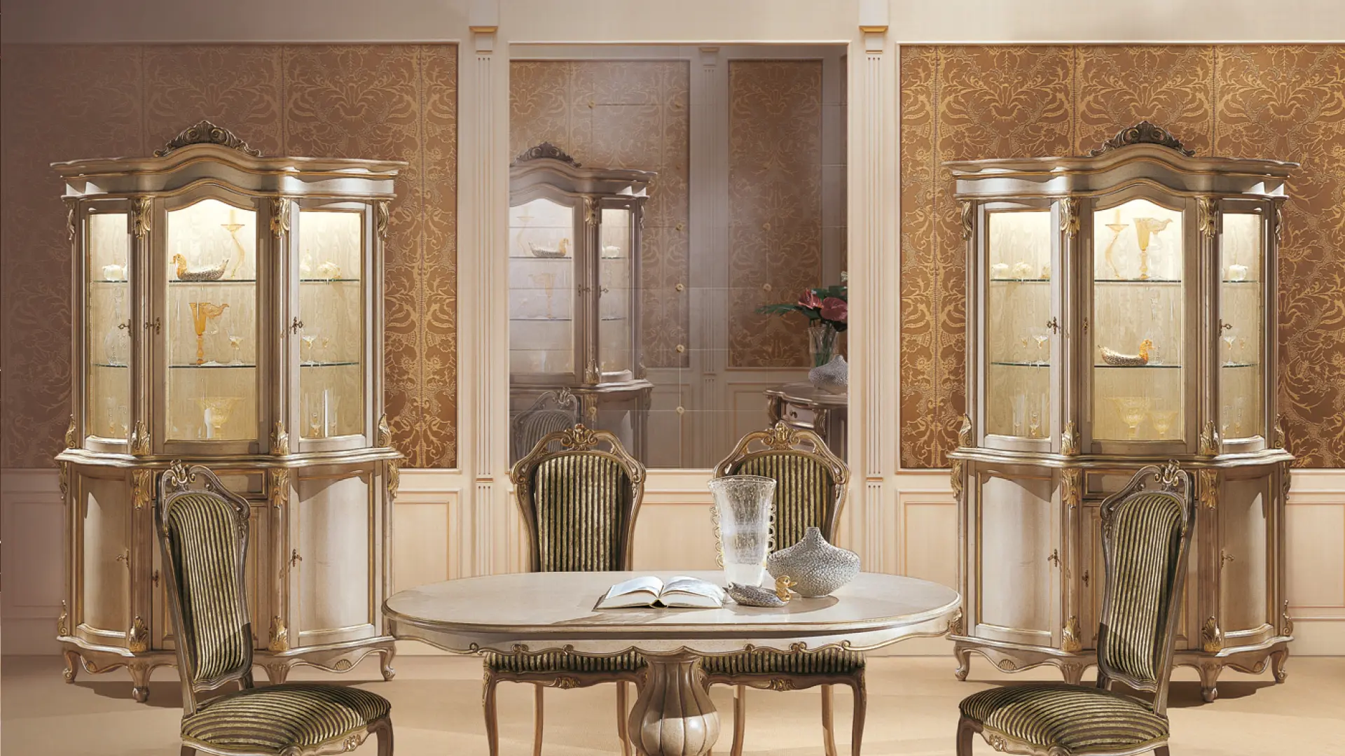 Bois-system03-1920x1080-2 classic boiserie with fabric dining room